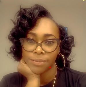 Meet your Posher, Mechelle